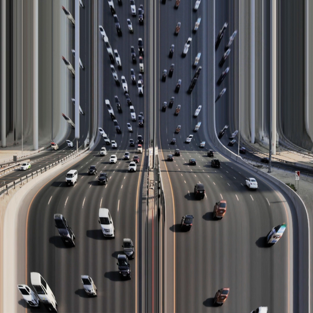 insta_dubai_highway03.jpg